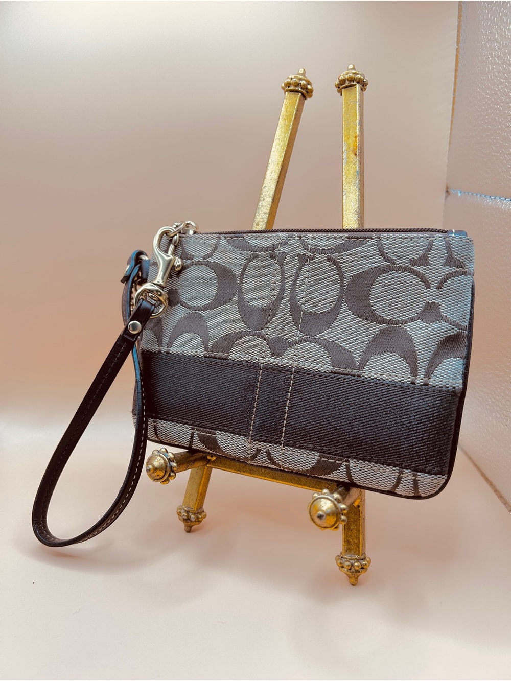 Coach Signature Canvas Wristlet Brown and Tan VGC